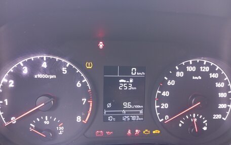 Hyundai Solaris II рестайлинг, 2017 год, 1 270 000 рублей, 10 фотография