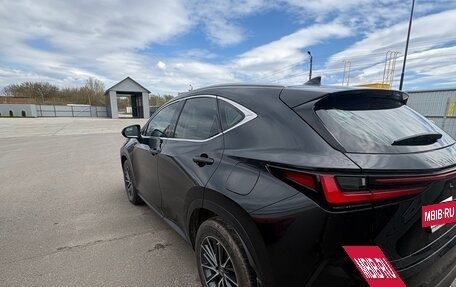 Lexus NX, 2021 год, 5 800 000 рублей, 6 фотография