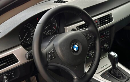 BMW 3 серия, 2010 год, 1 350 000 рублей, 13 фотография