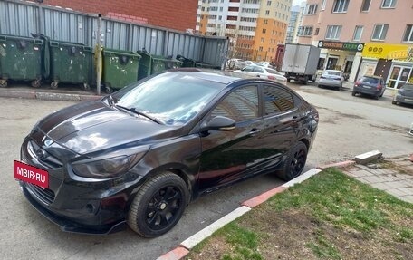 Hyundai Solaris II рестайлинг, 2012 год, 599 999 рублей, 4 фотография