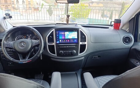 Mercedes-Benz Vito, 2019 год, 3 000 000 рублей, 8 фотография