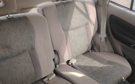 Toyota RAV4, 2001 год, 550 000 рублей, 8 фотография