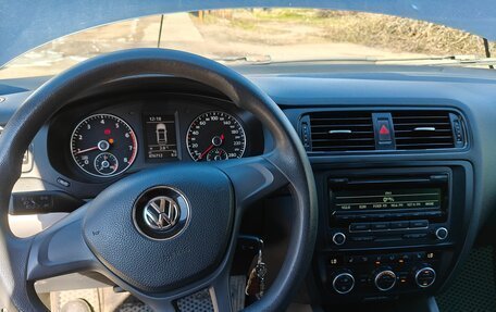 Volkswagen Jetta VI, 2012 год, 490 000 рублей, 5 фотография
