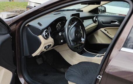 Mercedes-Benz GLA, 2016 год, 2 000 000 рублей, 9 фотография