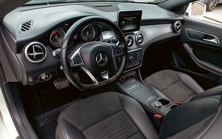 Mercedes-Benz CLA, 2015 год, 1 755 000 рублей, 13 фотография