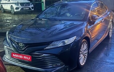Toyota Camry, 2019 год, 2 350 000 рублей, 1 фотография
