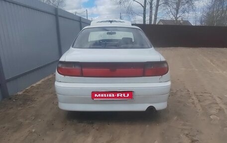 Toyota Carina, 1993 год, 70 000 рублей, 1 фотография