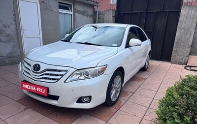 Toyota Camry, 2011 год, 1 100 000 рублей, 1 фотография