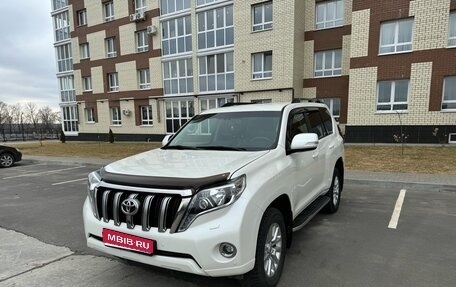 Toyota Land Cruiser Prado 150 рестайлинг 2, 2014 год, 3 200 000 рублей, 1 фотография