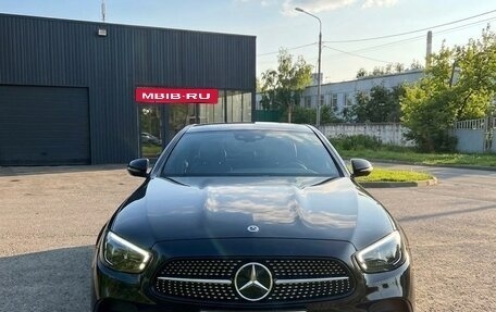 Mercedes-Benz E-Класс, 2021 год, 4 499 000 рублей, 1 фотография