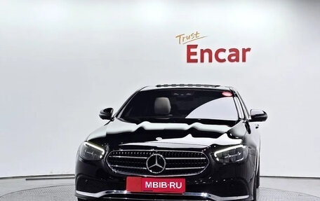 Mercedes-Benz E-Класс, 2023 год, 4 900 173 рублей, 1 фотография