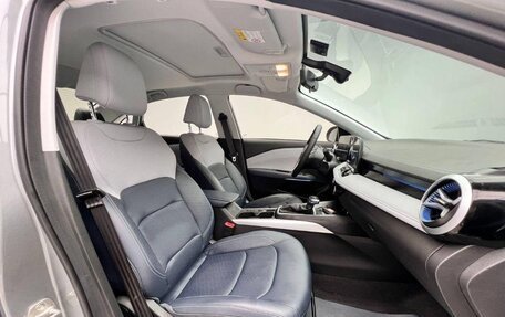 Chevrolet Monza, 2023 год, 1 290 000 рублей, 8 фотография