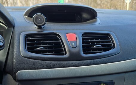 Renault Fluence I, 2011 год, 450 000 рублей, 16 фотография