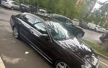 Mercedes-Benz E-Класс, 2011 год, 1 700 000 рублей, 3 фотография