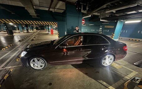 Mercedes-Benz E-Класс, 2011 год, 1 700 000 рублей, 6 фотография