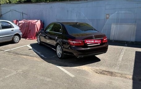 Mercedes-Benz E-Класс, 2011 год, 1 700 000 рублей, 7 фотография