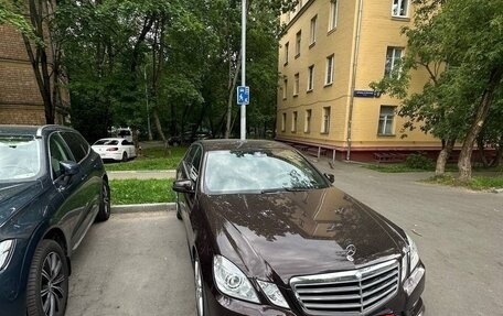 Mercedes-Benz E-Класс, 2011 год, 1 700 000 рублей, 5 фотография