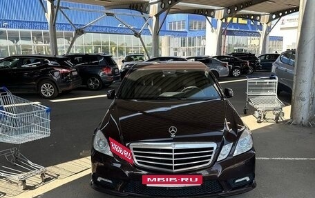 Mercedes-Benz E-Класс, 2011 год, 1 700 000 рублей, 2 фотография