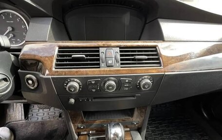 BMW 5 серия, 2006 год, 1 190 000 рублей, 14 фотография