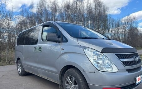 Hyundai Grand Starex Grand Starex I рестайлинг 2, 2011 год, 980 000 рублей, 4 фотография
