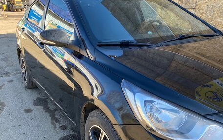 Hyundai Solaris II рестайлинг, 2013 год, 620 000 рублей, 13 фотография