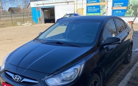 Hyundai Solaris II рестайлинг, 2013 год, 620 000 рублей, 12 фотография