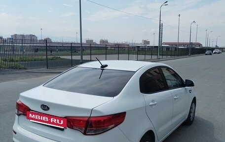 KIA Rio III рестайлинг, 2017 год, 880 000 рублей, 5 фотография