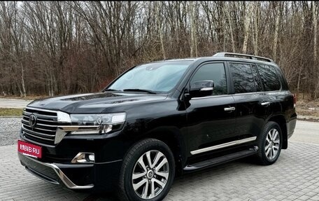 Toyota Land Cruiser 200, 2016 год, 7 000 000 рублей, 7 фотография