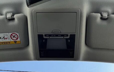 Toyota Land Cruiser 200, 2016 год, 7 000 000 рублей, 16 фотография