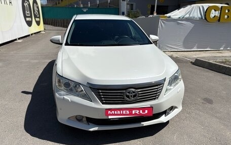 Toyota Camry, 2013 год, 1 590 000 рублей, 3 фотография