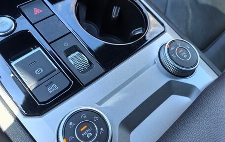 Volkswagen Touareg III, 2021 год, 6 999 000 рублей, 15 фотография