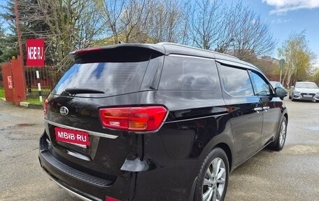 KIA Carnival III, 2018 год, 2 499 000 рублей, 4 фотография