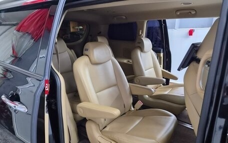 KIA Carnival III, 2018 год, 2 499 000 рублей, 23 фотография