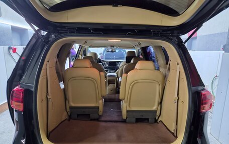 KIA Carnival III, 2018 год, 2 499 000 рублей, 28 фотография