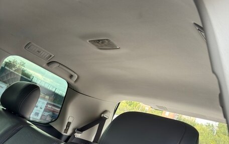 Toyota Land Cruiser 200, 2010 год, 3 000 000 рублей, 7 фотография