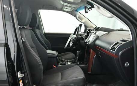 Toyota Land Cruiser Prado 150 рестайлинг 2, 2015 год, 3 450 000 рублей, 11 фотография