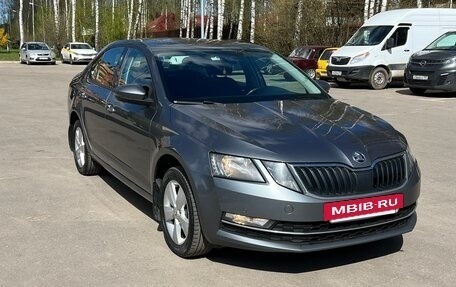 Skoda Octavia, 2019 год, 1 750 000 рублей, 2 фотография