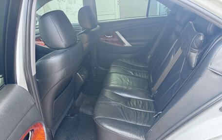 Toyota Camry, 2011 год, 1 100 000 рублей, 6 фотография