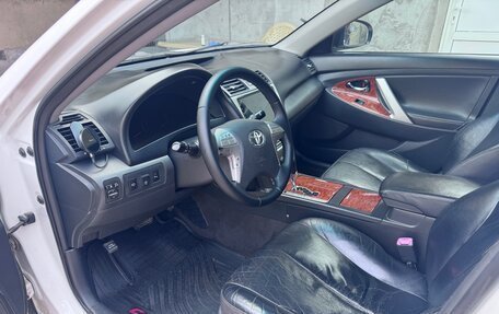 Toyota Camry, 2011 год, 1 100 000 рублей, 5 фотография