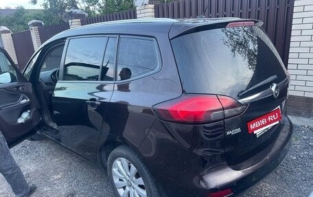 Opel Zafira C рестайлинг, 2013 год, 900 000 рублей, 5 фотография