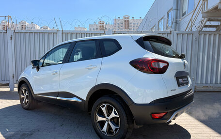 Renault Kaptur I рестайлинг, 2018 год, 1 577 000 рублей, 3 фотография