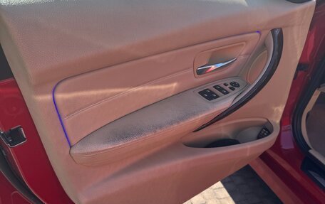 BMW 3 серия, 2011 год, 800 000 рублей, 9 фотография