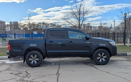 Toyota Hilux VII, 2013 год, 1 780 000 рублей, 3 фотография