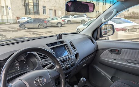 Toyota Hilux VII, 2013 год, 1 780 000 рублей, 8 фотография