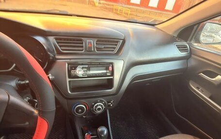 KIA Rio III рестайлинг, 2011 год, 399 999 рублей, 8 фотография