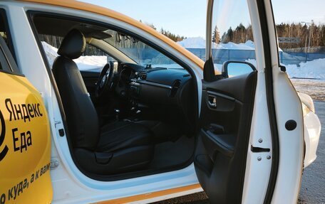 KIA Rio IV, 2019 год, 650 000 рублей, 13 фотография