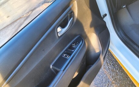 KIA Rio IV, 2019 год, 650 000 рублей, 9 фотография