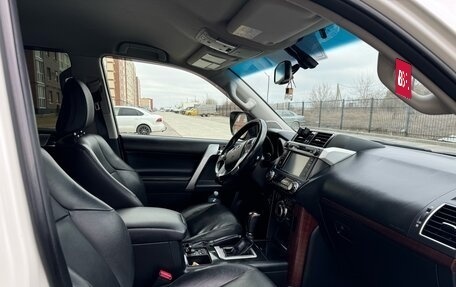 Toyota Land Cruiser Prado 150 рестайлинг 2, 2014 год, 3 200 000 рублей, 9 фотография