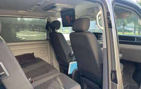 Volkswagen Caravelle T6 рестайлинг, 2021 год, 4 490 000 рублей, 4 фотография