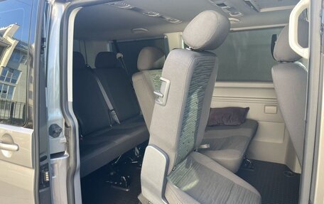 Volkswagen Caravelle T6 рестайлинг, 2021 год, 4 490 000 рублей, 7 фотография